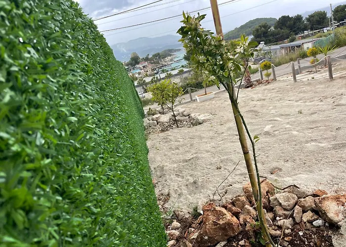 Island's View Villa *